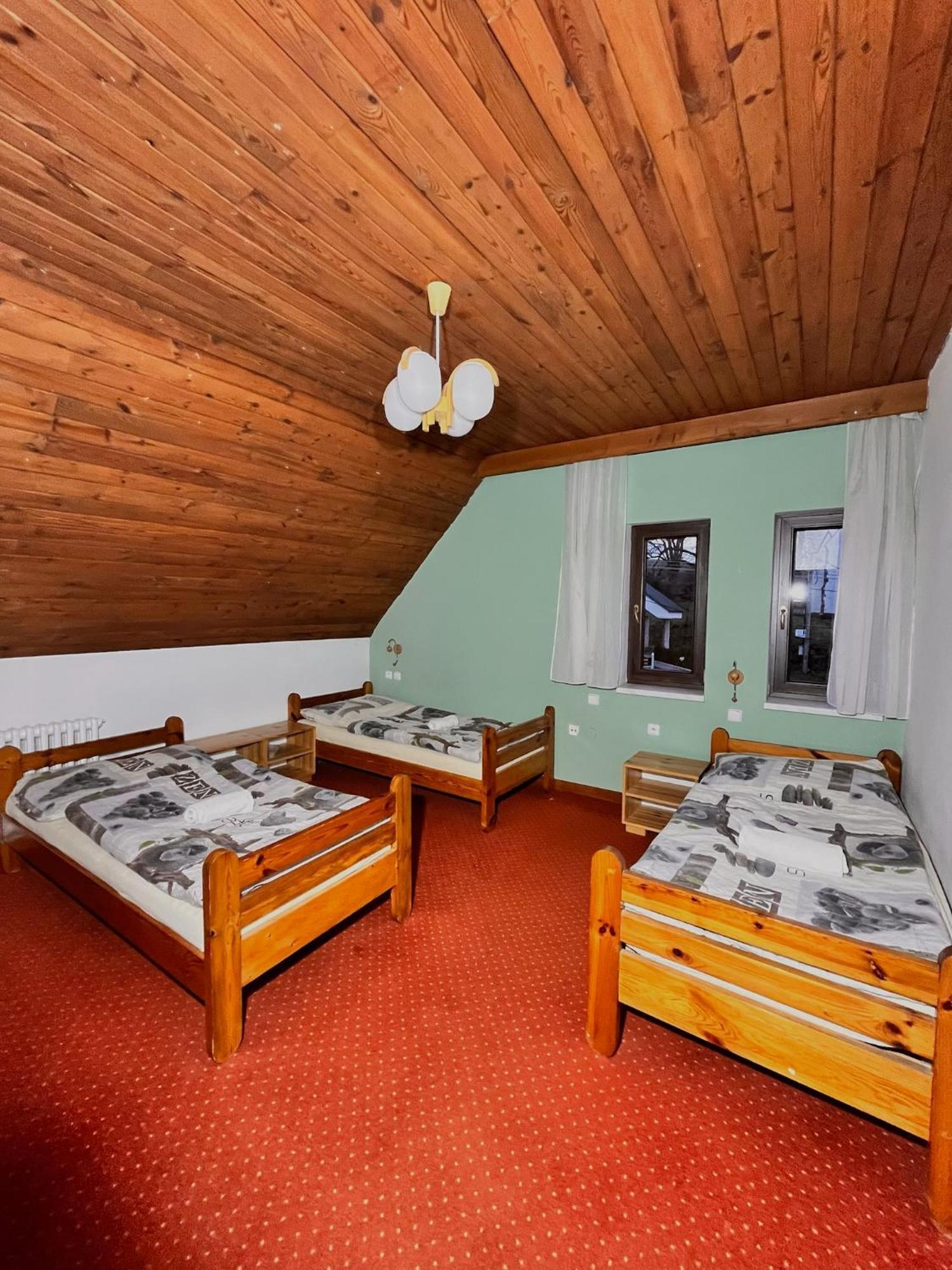 Hotel Vila Morava Liptovský Mikuláš Exterior foto